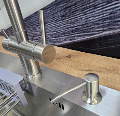 Смеситель для кухни MILANI М08098 Satin